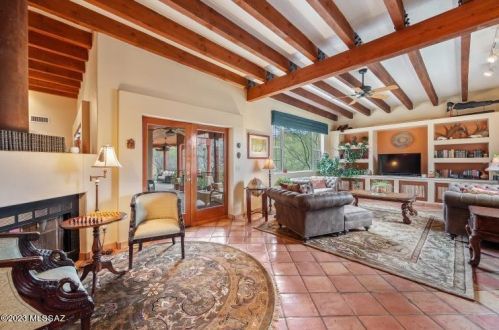 6421 Paseo Otono, Tucson AZ  85750-1208 exterior