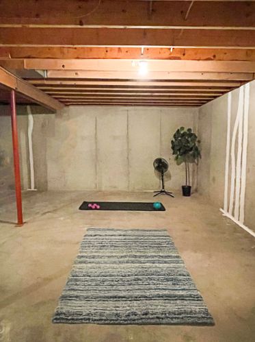 11384 Hydeaway Ct, Middlevle MI 49333-8252 exterior