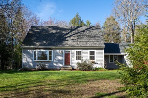 21 Birchdale Rd, Concord, NH 03304-4405