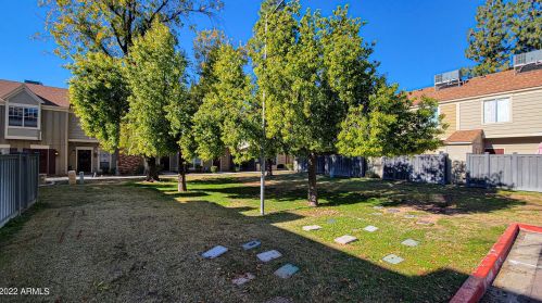 18811 34th Ave, Phoenix AZ  85027-6164 exterior