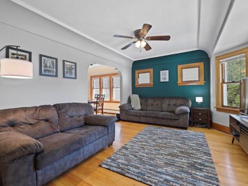 3412 8th St, Milwaukee WI 53206-0028 exterior