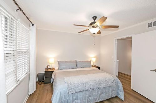 161 Lablanc Way, Atlanta GA  30327-1082 exterior