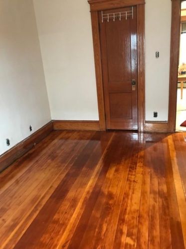 538 Willow St, Woonsocket RI 02895-5448 exterior