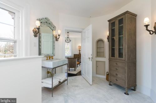 91 Edgerstoune Rd, Princeton NJ 08540-6746 exterior