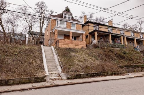 1044 Flemington St, Pittsburgh PA 15217-2638 exterior