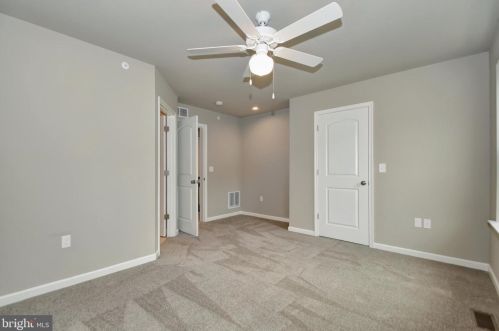 126 High Pointe Dr, Hummelstown PA 17036 exterior