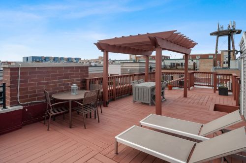 2314 Wabansia Ave, Chicago IL  60647-6486 exterior