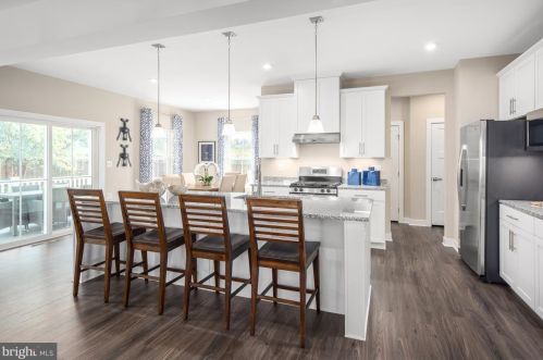 4218 Grandview Rd, Hanover PA 17331-9753 exterior