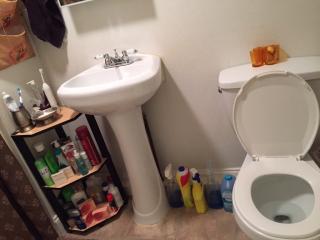 41 Angell St, Providence RI  02906-2722 exterior