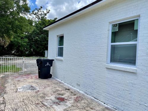 930 Goldwyn Ave, Orlando FL  32805-4304 exterior