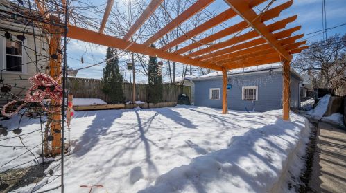 6406 Albany Ave, Chicago IL 60645-4102 exterior