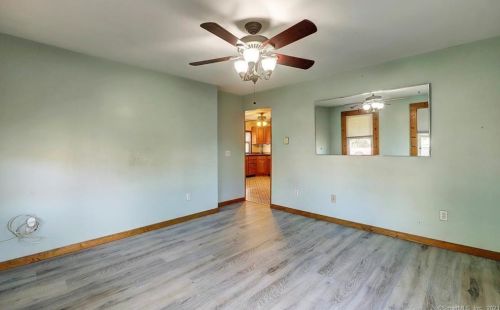 58 Washington St, Wallingford CT 06492-3530 exterior