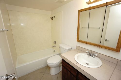 1658 Jerrie Blvd, Tucson AZ  85712-3467 exterior