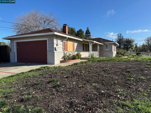 2304 6th St, Concord CA  94519-2103 exterior