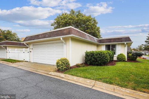 3702 Bloomsbury Ct, Silver Spring, MD 20906-1405