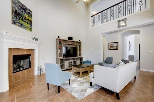 829 Catalina Ln, Austin TX 78737-4715 exterior