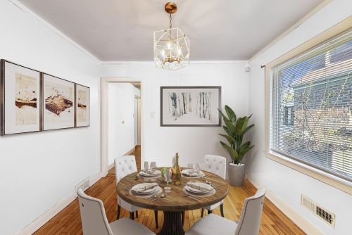 8908 Dorchester Ave, Chicago IL 60619-7005 exterior