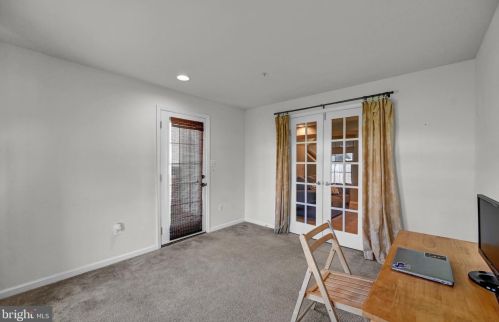 834 Blossom Dr, Hanover PA  17331-2073 exterior