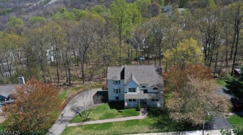 64 Mallard Dr, Hackettstown, NJ 07840-2845