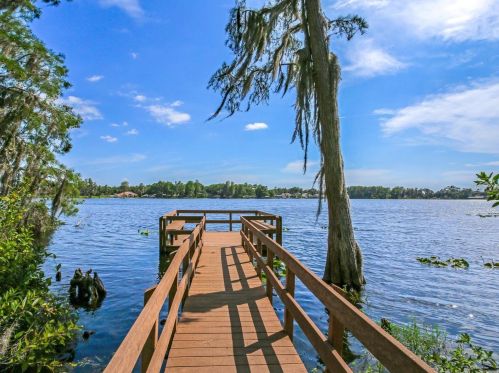 5105 Corvette Dr, Tampa FL 33624-1014 exterior