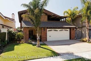 2305 Victoria Ave, Oxnard CA  93035-2968 exterior