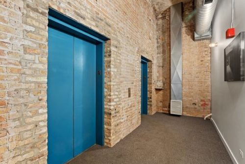 222 Racine Ave, Chicago IL  60607-2815 exterior