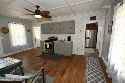 514 Kalamazoo St, Paw Paw MI 49079-1130 exterior