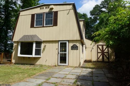 495 Shore Trl, Sparta, NJ 07871-1247