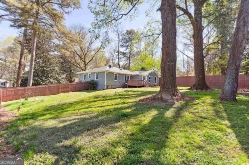 4096 Clay Dr, Atlanta GA  30360-2522 exterior