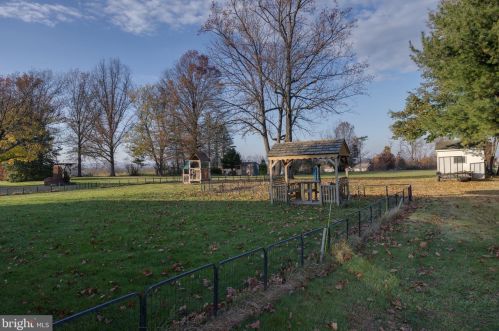 407 Moyer Rd, Pottstown PA  19464-1019 exterior