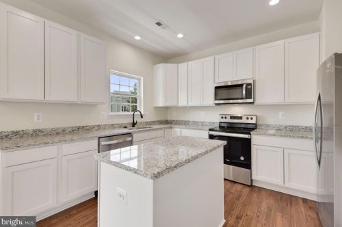 18212 Barney Dr, Accokeek MD 20607-3283 exterior