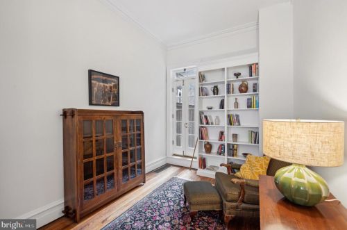 852 24 St, Philadelphia PA 19130-1913 exterior