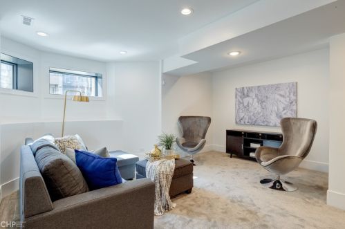 2637 Mozart St, Chicago IL  60647-1739 exterior