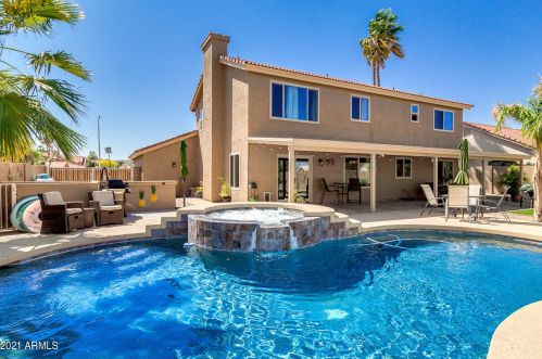 13229 40 St, Phoenix AZ 85018-1601 exterior