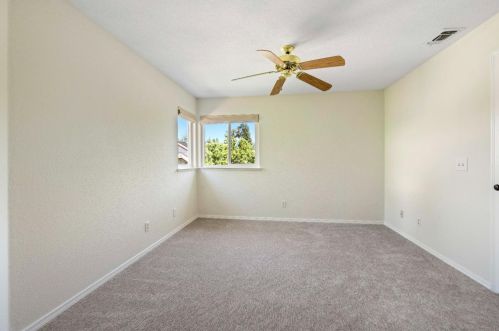 127 Conductor Way, Folsom CA 95630-8022 exterior