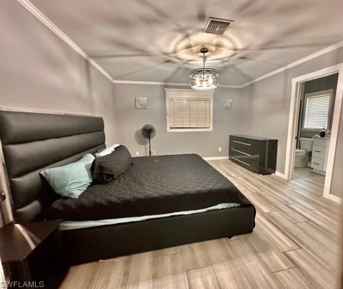 754 105 Ave, Naples FL 34108-1842 exterior