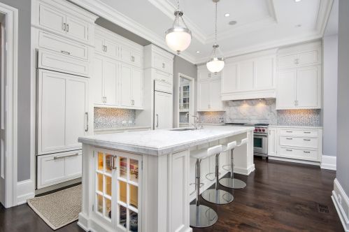 1358 Dearborn St, Chicago IL 60827-2510 exterior