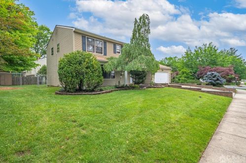 12 Agatha Dr, Edison, NJ 08817-2207