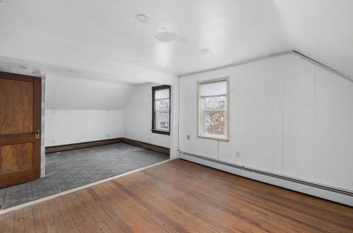 22 Oakland Ave, Providence RI  02919-4307 exterior