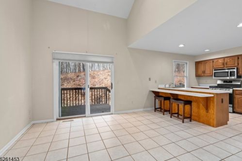 311 Carnegie Ct, Hackettstown NJ 07840-1695 exterior