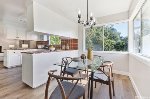 1306 Murchison Dr, Millbrae CA 94030-3026 exterior