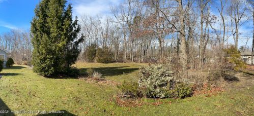 26 Symphony Ave, Berkeley Township NJ 08721-1956 exterior