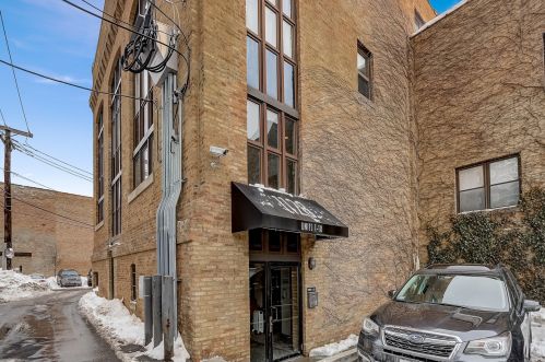 1128 Ardmore Ave, Chicago, IL 60660-3522