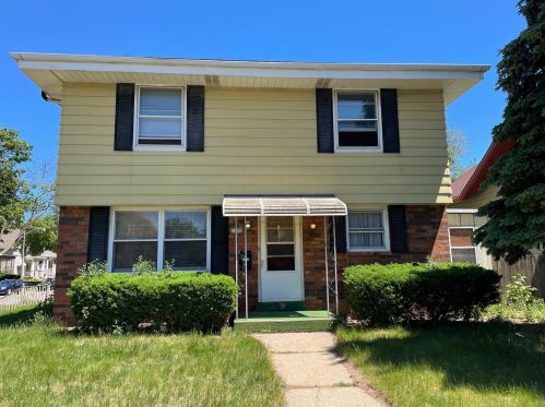 2627 Becher St, Milwaukee, WI 53215-2462