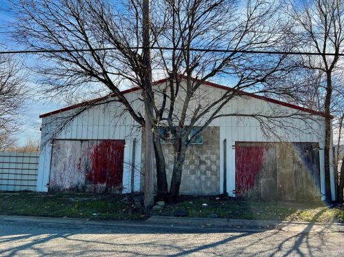 1107 Remington St, Graham, TX 76450-2719