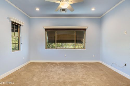 6413 31st St, Phoenix AZ 85008-1127 exterior