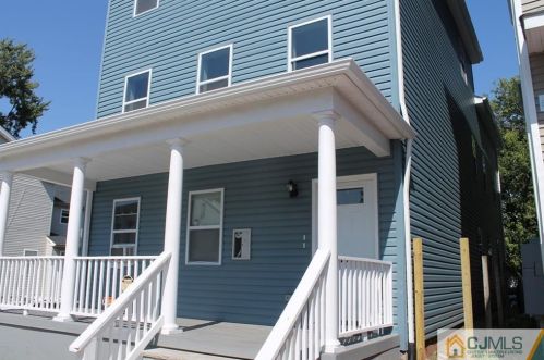 209 George St, New Brunswick NJ  08901-1319 exterior