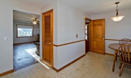 155 Canton Cir, Springfield MA 01104-1441 exterior