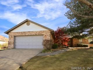 120 Bourdelais Dr, Belleville, IL 62226-1808