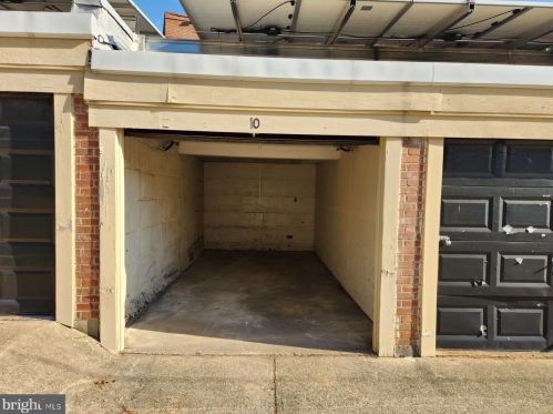 3918 Southern Ave, Washington DC 20020-1183 exterior